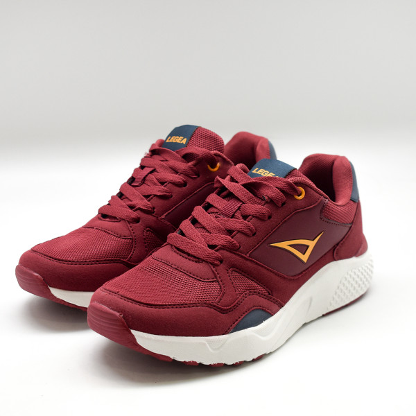 SCARPA MORENO