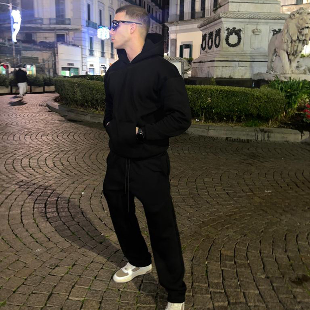 TUTA BOXY